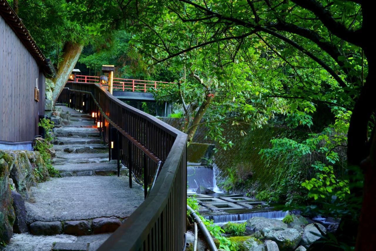 Beppu Showaen Exterior foto